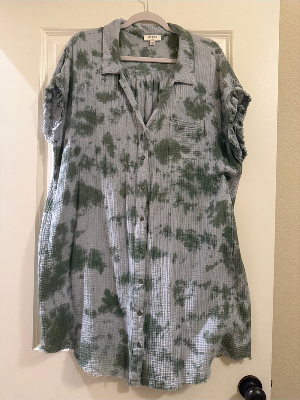 Umgee Sage Green and Light Gray Tie-Dye Midi Dress